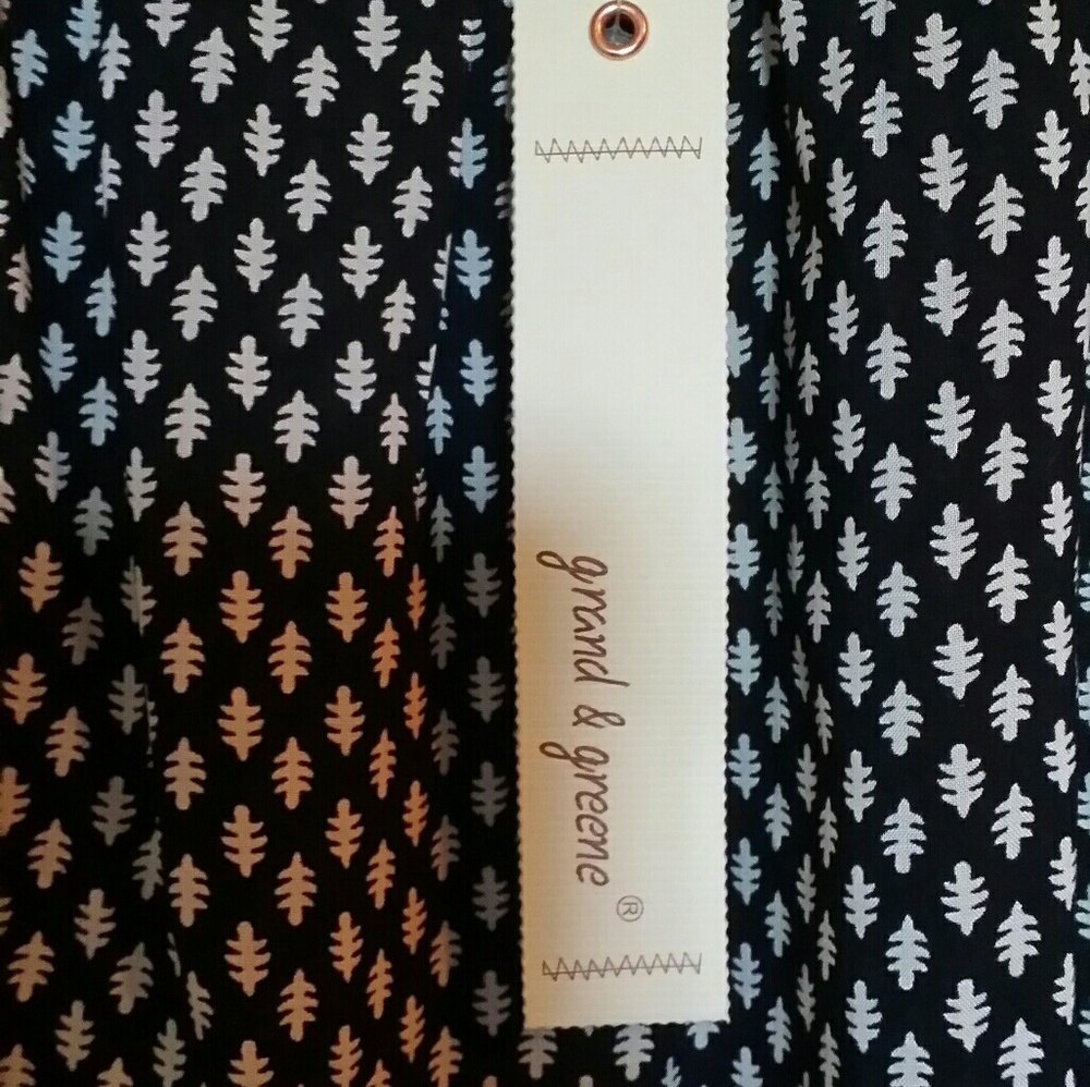 Top - Picture 3 of 4